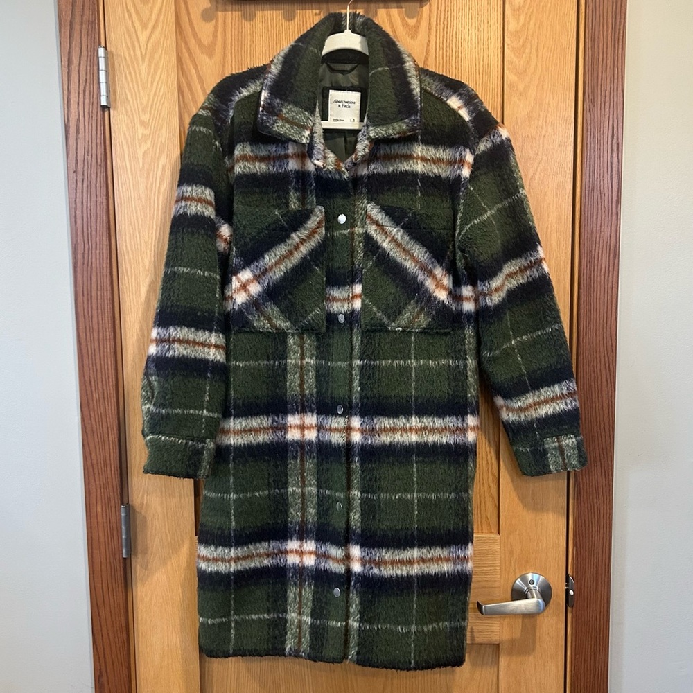 Abercrombie & Fitch Long-Length Wool-Blend
Shirt Jacket|